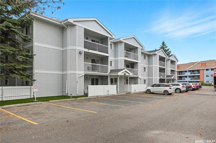 Property Photo:  309B Cree Crescent 107  SK S7K 7Y3 