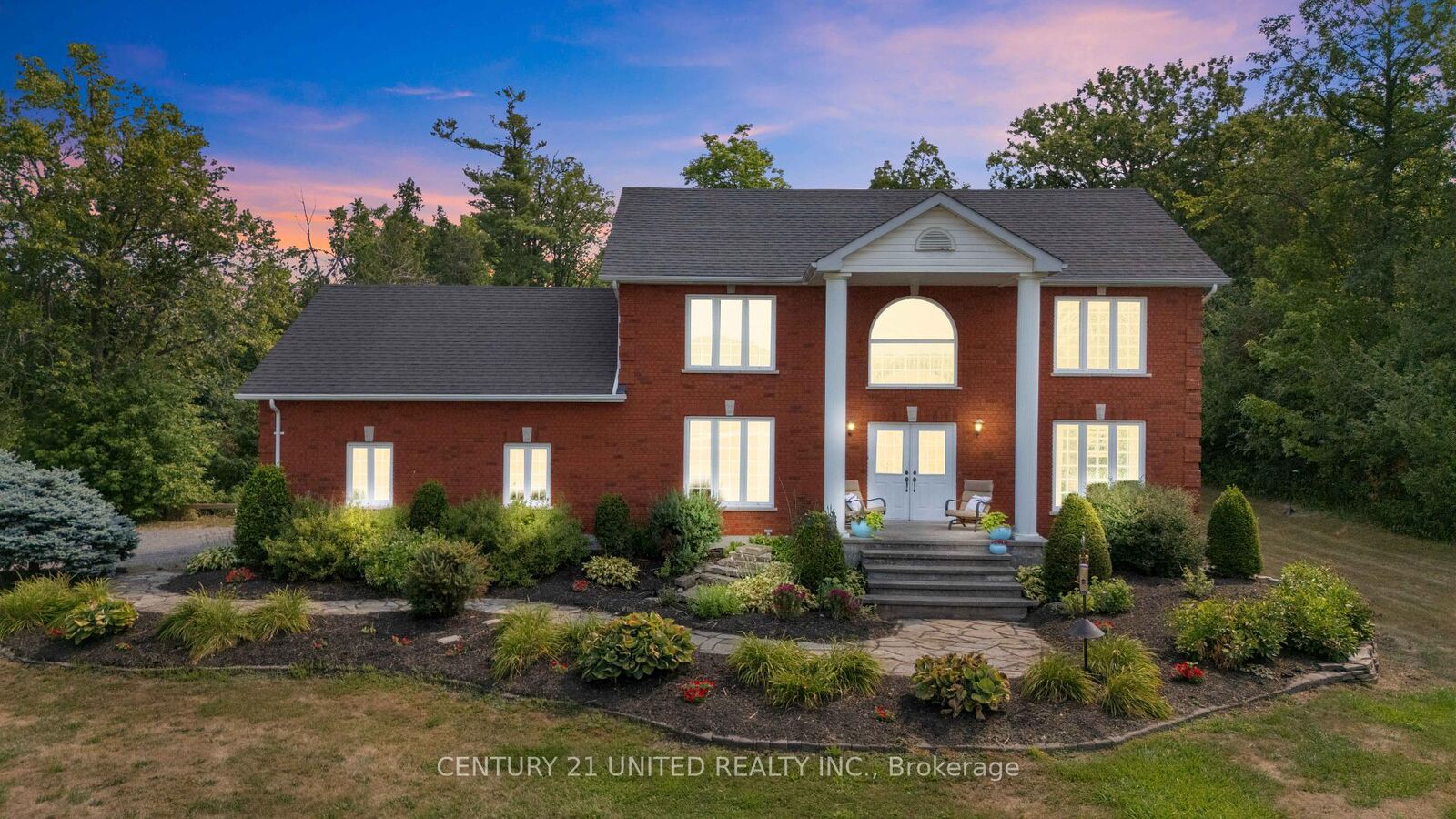 Property Photo:  1739 Heritage Line  ON K0L 2G0 