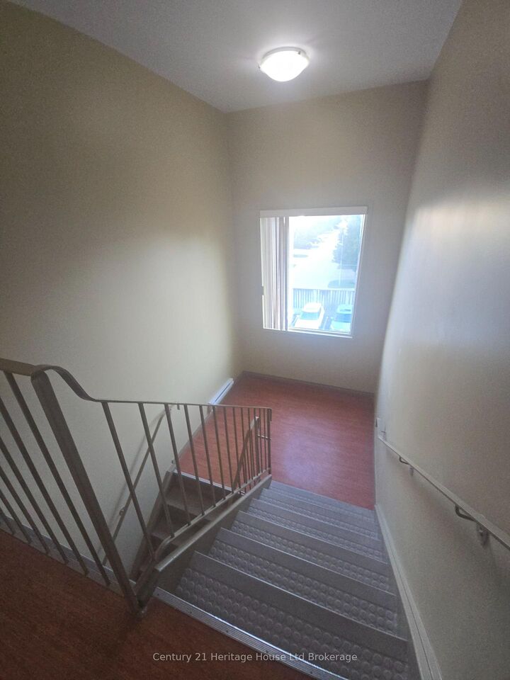 Property Photo: 56 Hiawatha Road 46 ON N4T 1P2