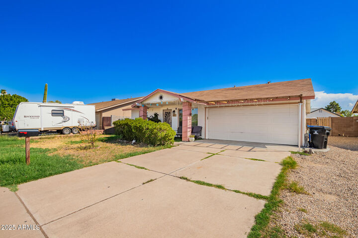 Property Photo: 4513 W Yucca Street AZ 85304