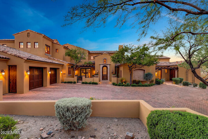 Property Photo:  21606 W Palo Brea Circle  AZ 85396 