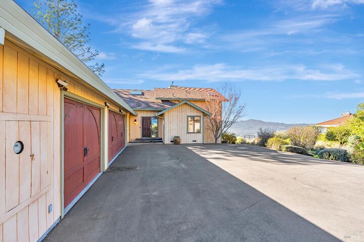 Property Photo:  1180 Crestmont Drive  CA 94508 