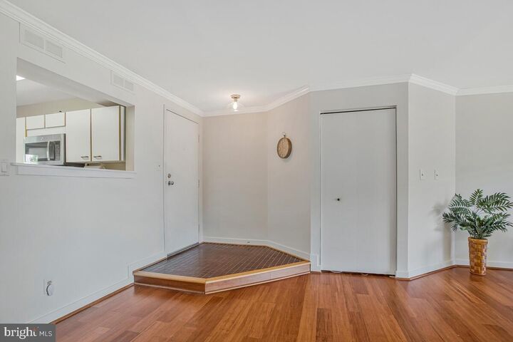 Property Photo: 7002 Channel Village Court 101 MD 21403