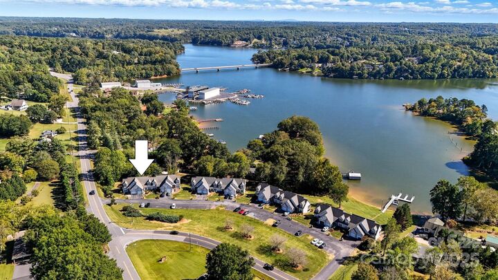 19 Heron Cove Loop  Hickory NC 28601 photo