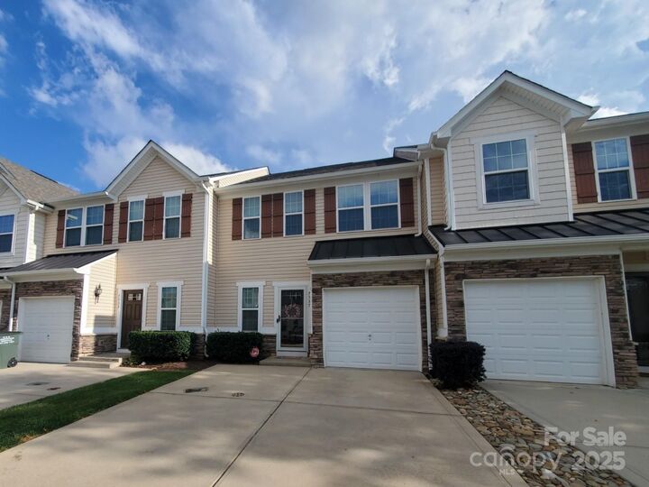 Property Photo:  7537 Red Mulberry Way  NC 28273 