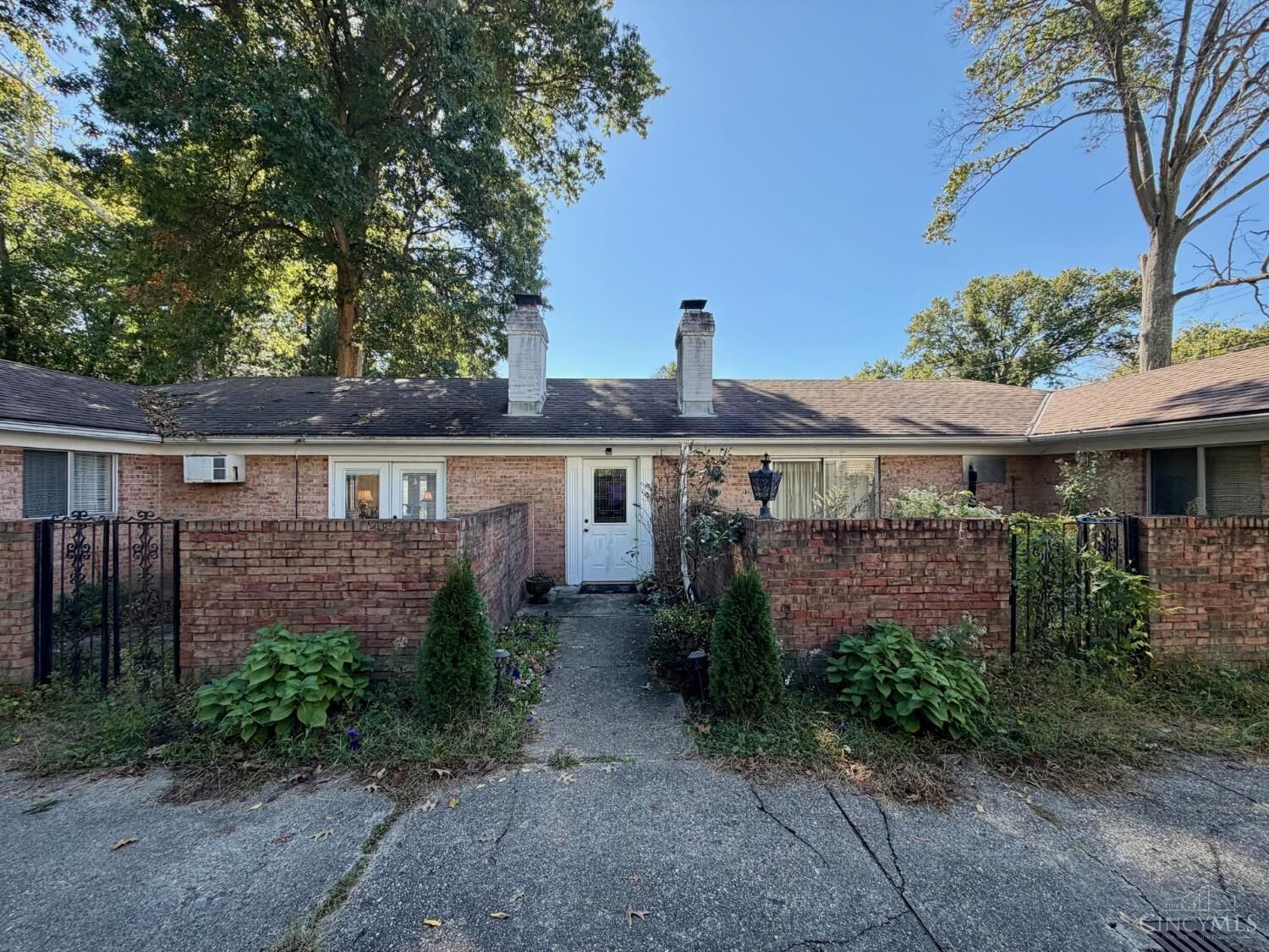 Property Photo:  1528 Burney Lane  OH 45230 