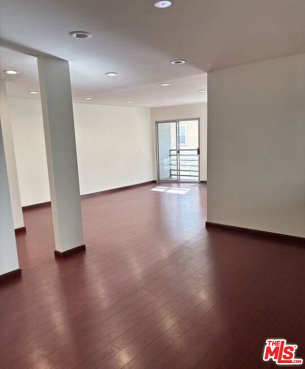 Property Photo: 11735 Dorothy St CA 90049