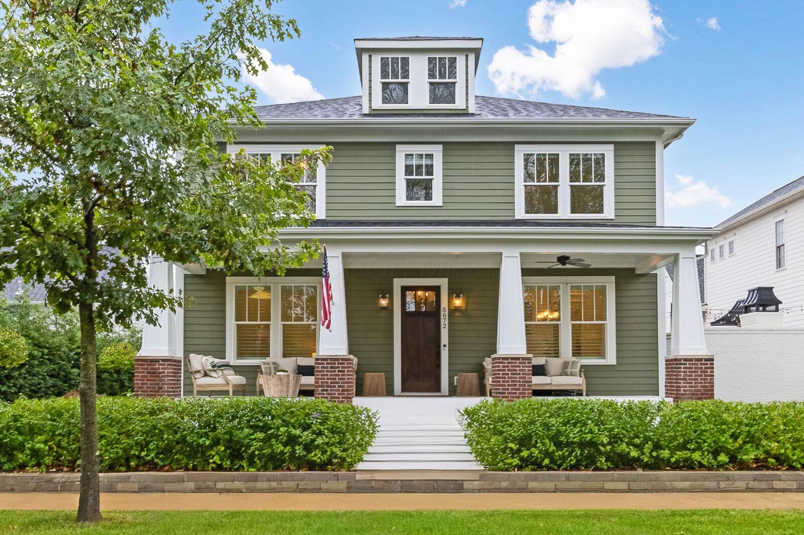 Property Photo:  5672 Evans Farm Drive  OH 43035 