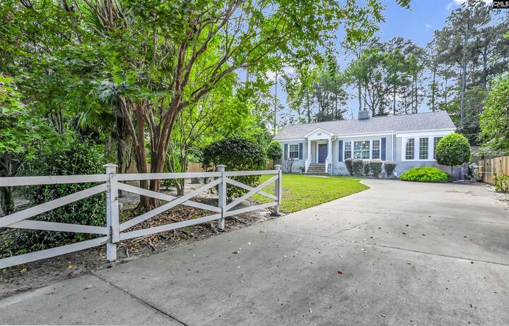 Property Photo: 3112 Trenholm Road SC 29204