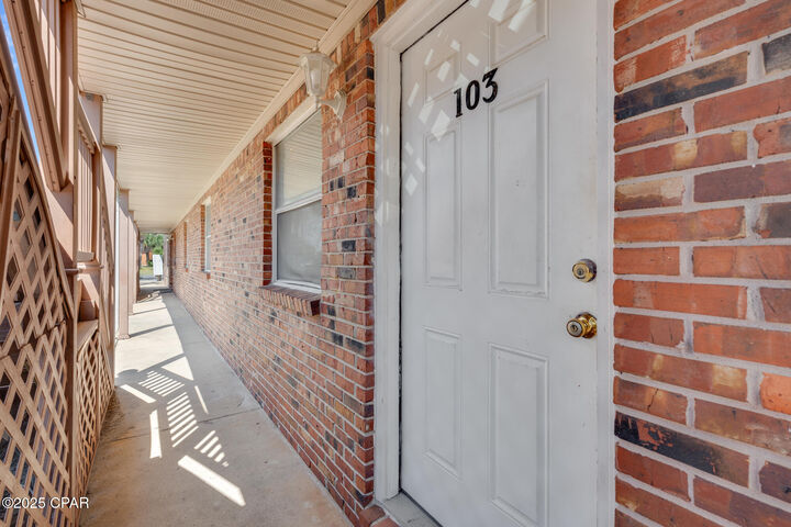 Property Photo:  315 Bream 103 Avenue 103  FL 32548 