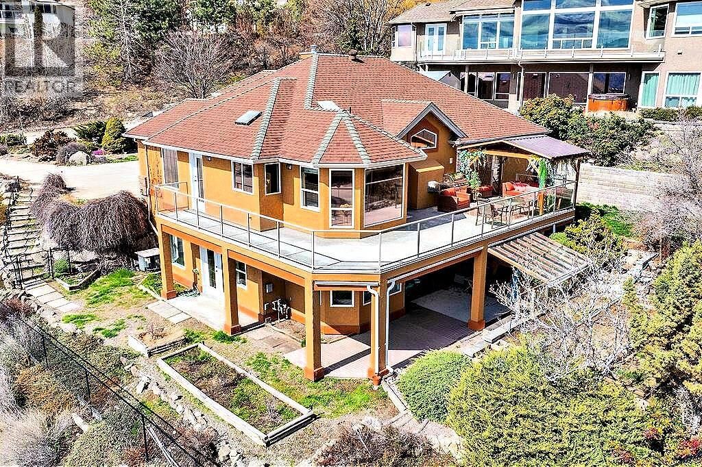 Photo de la propriété:  5205 Macneill Court  BC V0H 1X2 