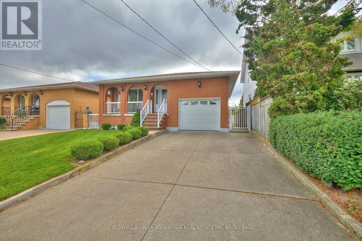 Property Photo: 27 Quinn Avenue ON L8W 1K4