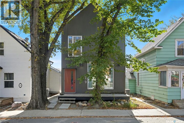 319 25th Street W  Saskatoon SK S7L 0C5 photo