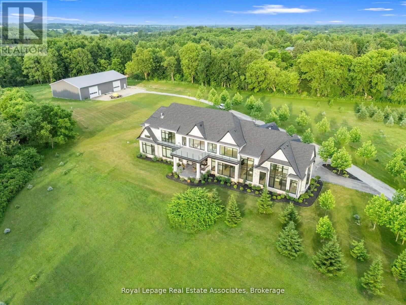 Property Photo:  2 River Road  ON N3T 0N2