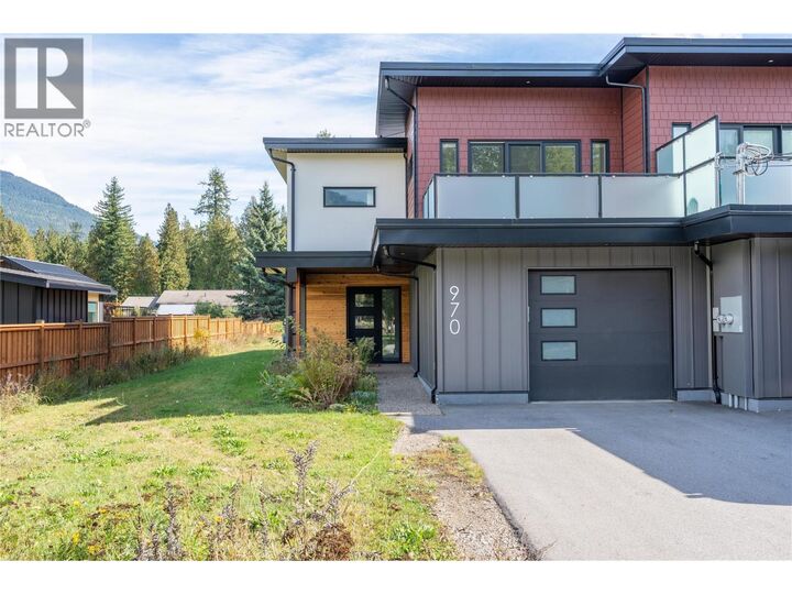 970 Begbie Road  Revelstoke BC V0E 3K0 photo