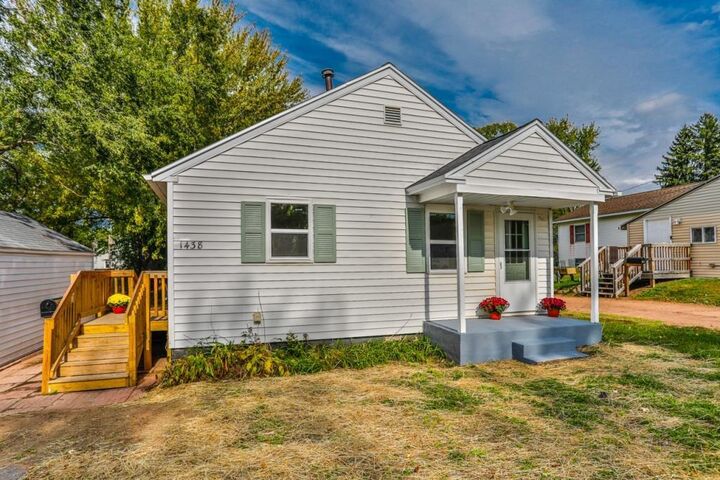 Property Photo: 1438 Madison Street WI 54401