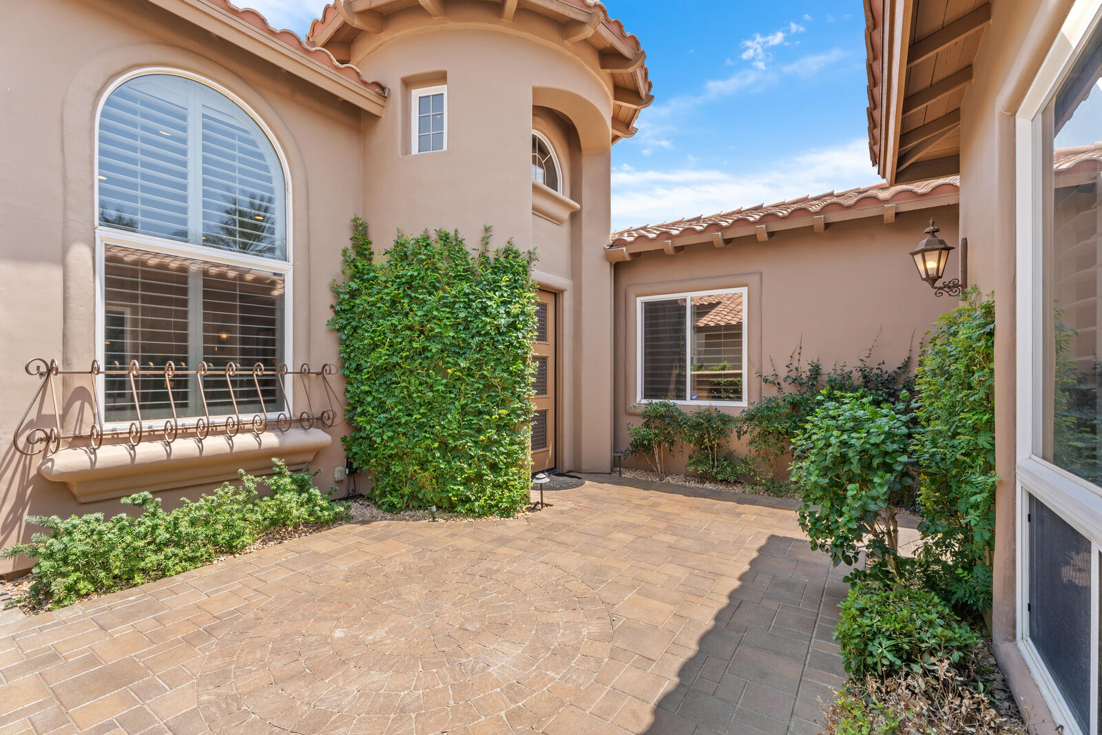 Property Photo: 49360 W Mission Drive W CA 92253