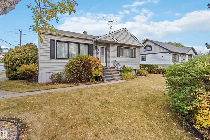 Property Photo: 13908 115 Avenue NW AB T5M 3B4