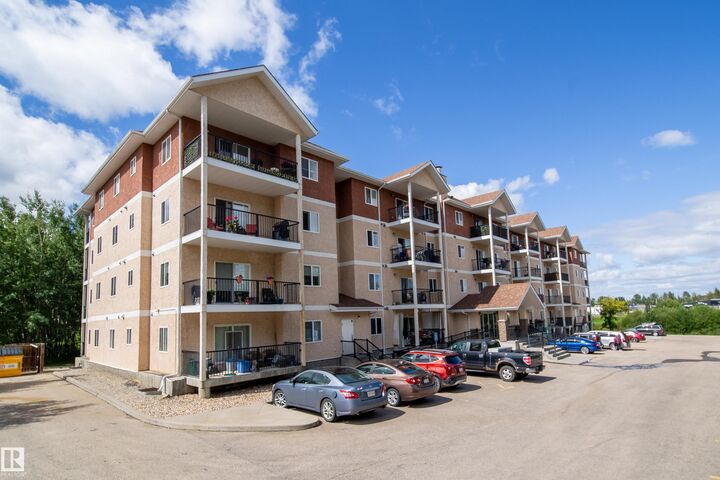 Property Photo: 4903 47 Avenue 401 AB T7Z 0C6