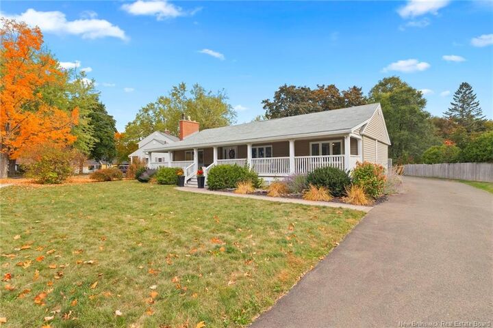 Photo de la propriété: 22 Woodfield Crescent NB E3B 2N1