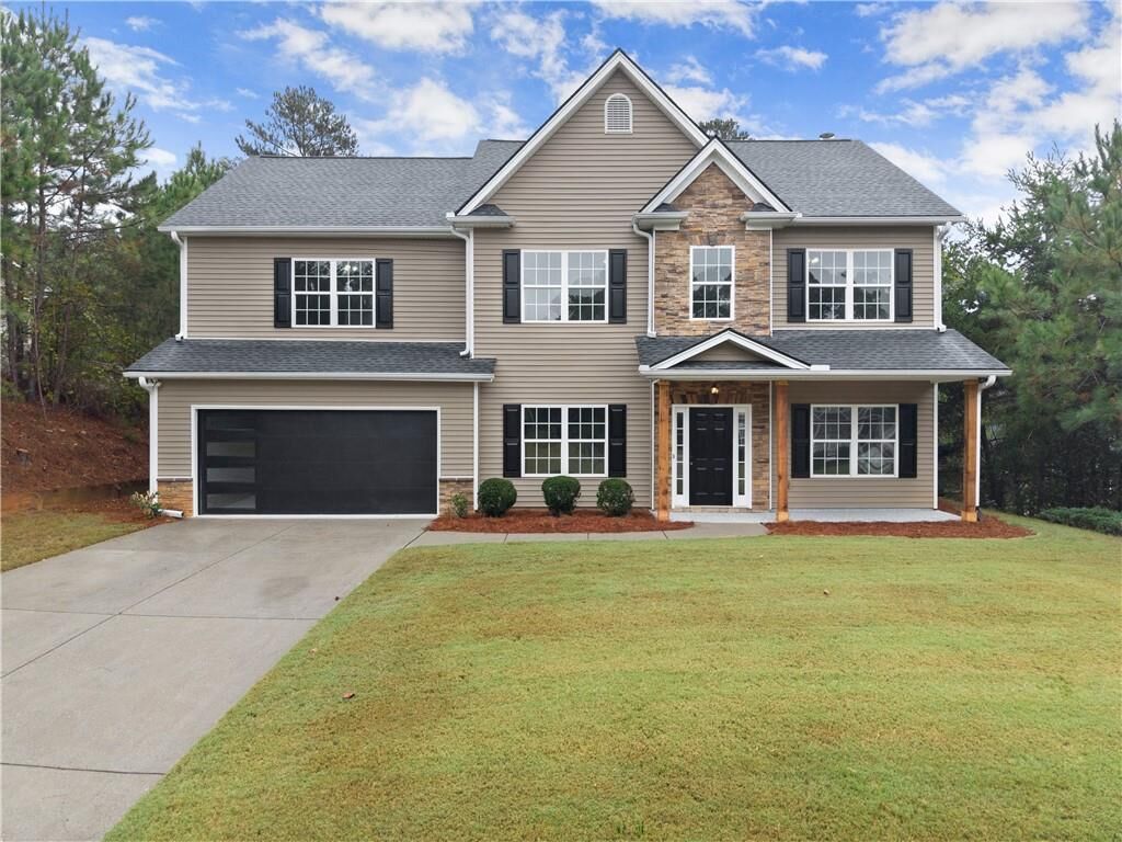Property Photo: 9625 Dunhill Way GA 30028