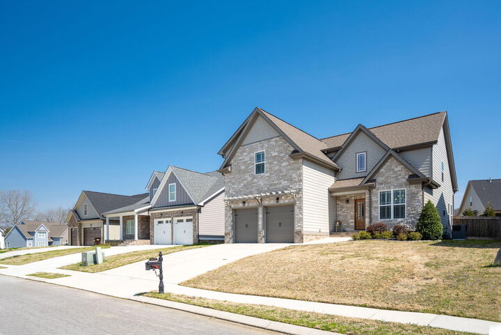 Property Photo: 8975 Silver Maple Drive TN 37363