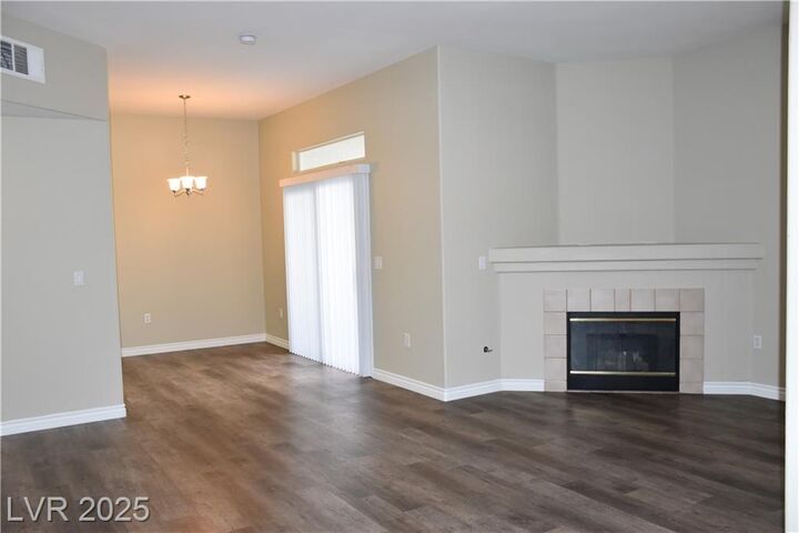 Property Photo: 700 Carnegie Street 4111 NV 89052