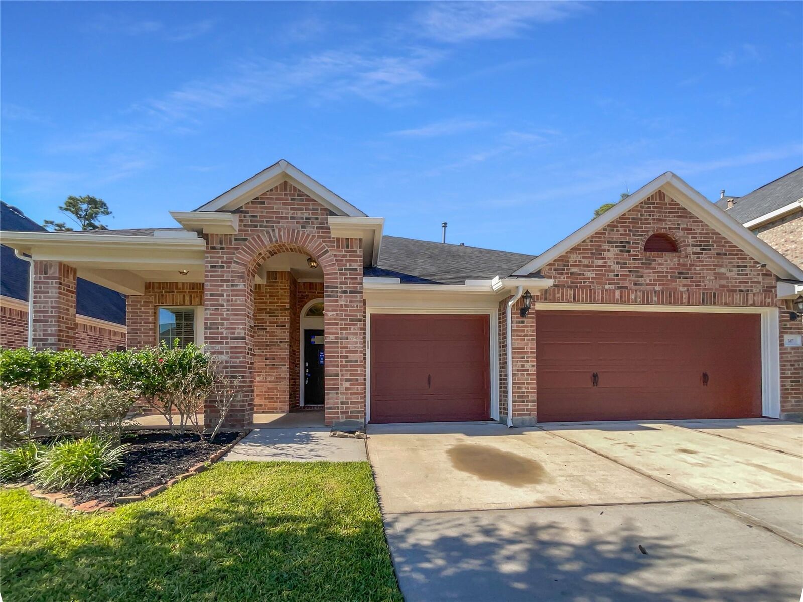 Property Photo:  347 Westlake Terrace Drive  TX 77304 