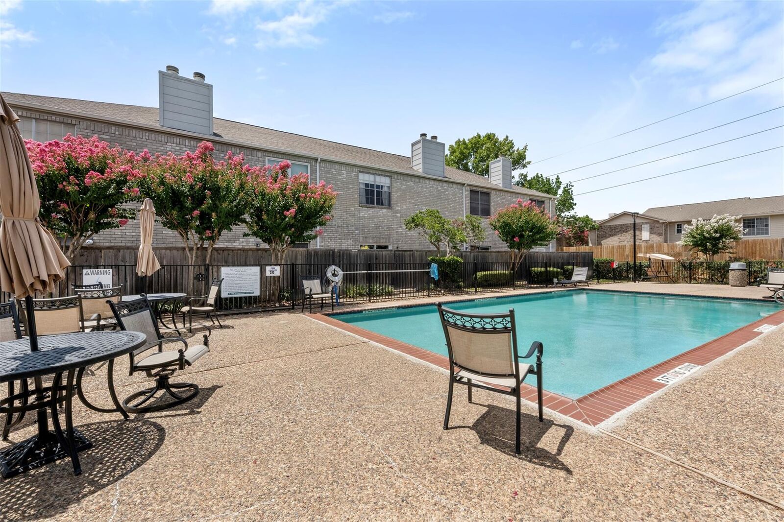 Property Photo: 7617 Cambridge Street 7617 TX 77054