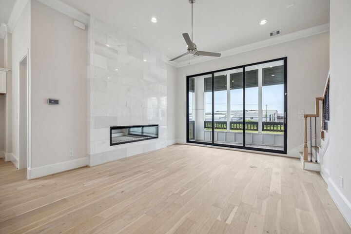Property Photo: 3303 Green Daisy Lane TX 77008