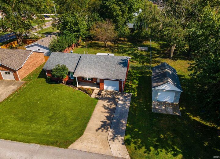 Property Photo:  512 N Polk Street  IN 47648 