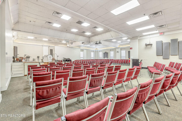 Property Photo:  161 E Harper Ave  TN 37804 