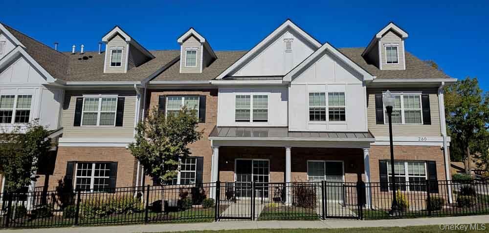 Property Photo: 260 W Main Street 5 NY 10924