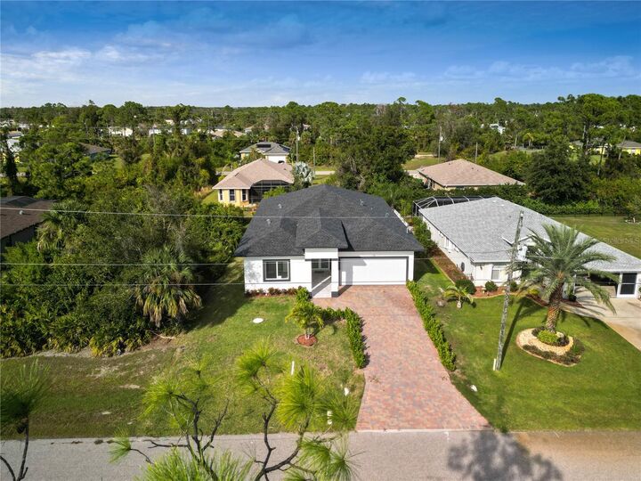 Property Photo: 118 Green Pine Park FL 33947