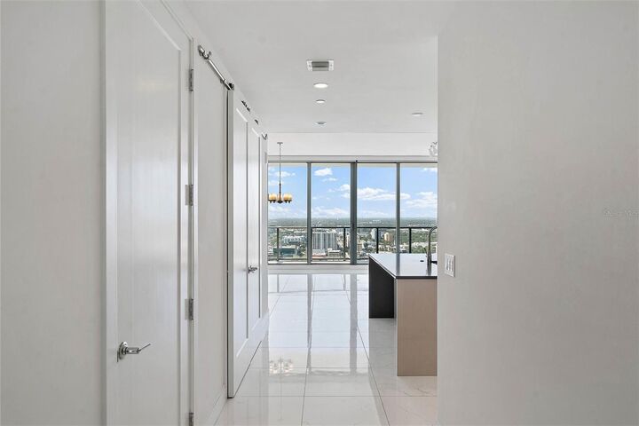 Property Photo: 100 1st Avenue N 3307 FL 33701