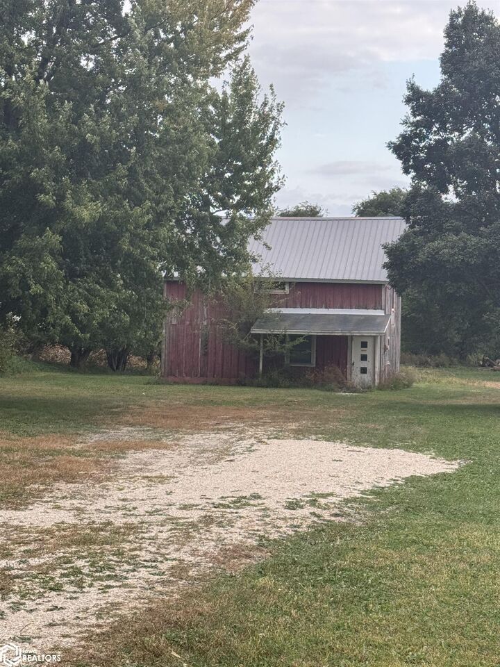 Property Photo:  27186 Highway S33  IA 50122 