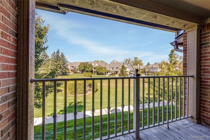 Property Photo:  3582 Tremonte Circle 276  MI 48306 5009