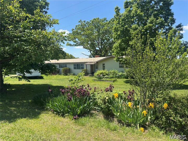 22781-A Route 66  Lebanon MO 65536 photo