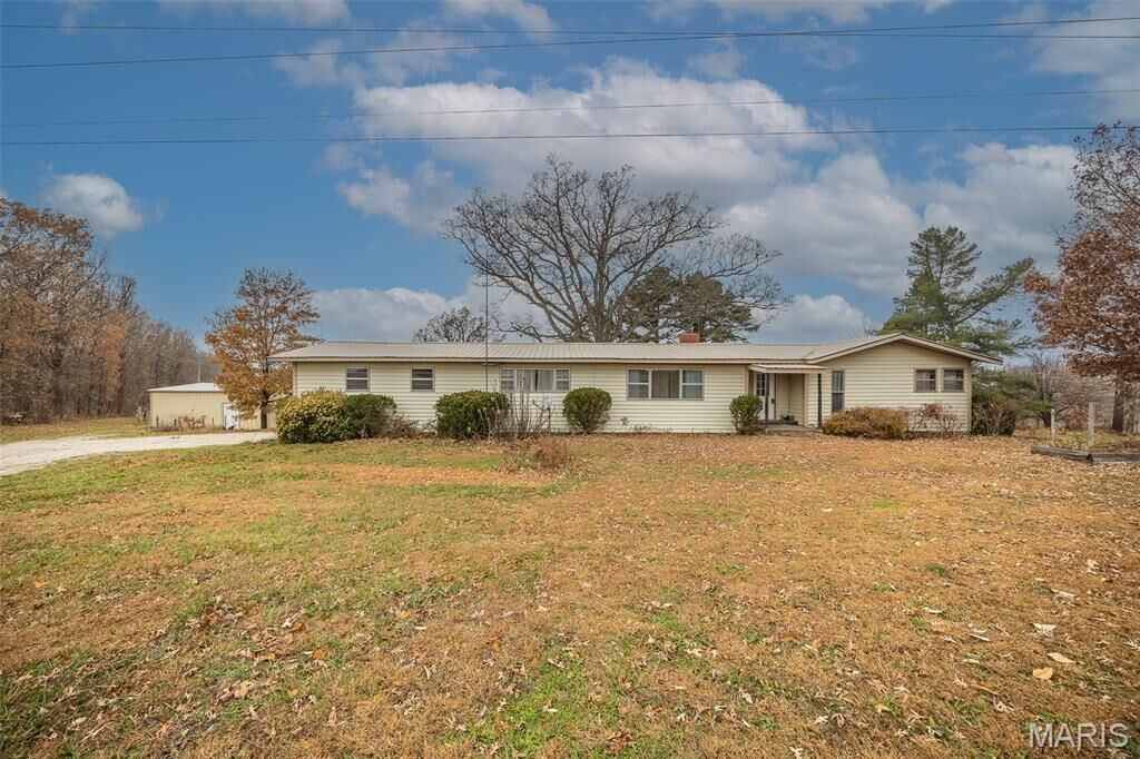 Property Photo: 22781-A Route 66 MO 65536