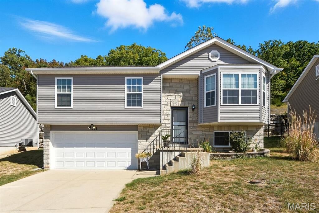 Property Photo: 1045 Remington Drive MO 63052