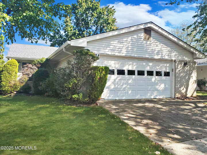 742 Pompton Road 742A  Monroe NJ 08831 photo