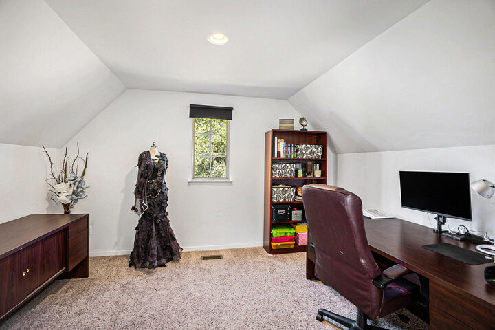 174 Singh Boulevard  South Lyon MI 48178 photo