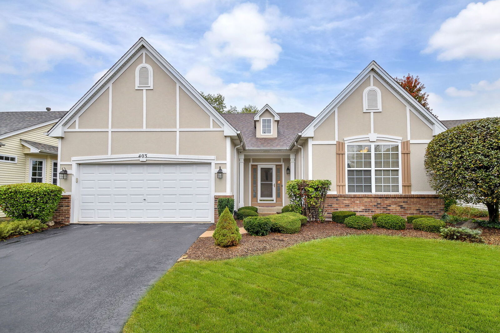 Property Photo: 403 Lake Court IL 60543