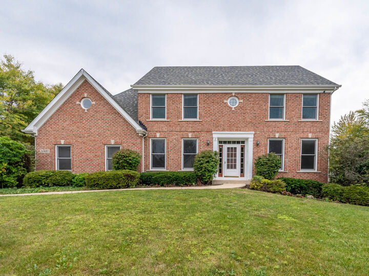26W185 Meadowview Court  Wheaton IL 60187 photo