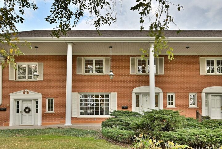 Property Photo: 5 N Tower Road IL 60523