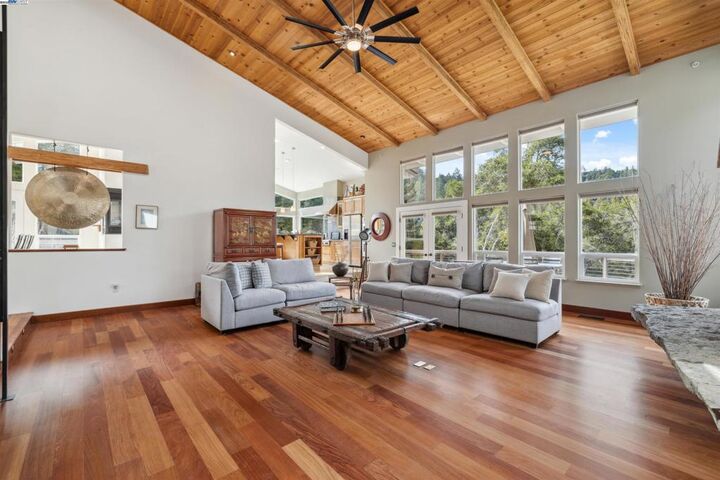 Property Photo: 400 Dorrance Rd CA 95006