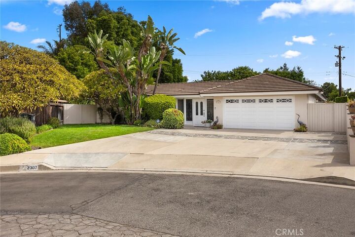 Property Photo:  2307 Camino Recondito  CA 92833 