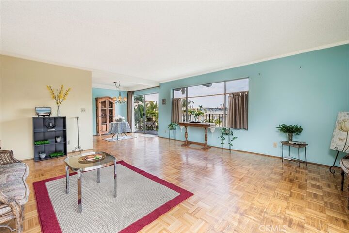 Property Photo: 191 Kennebec Avenue 301 CA 90803