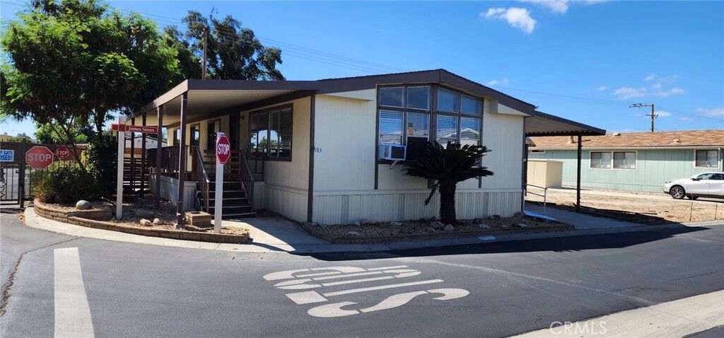 Property Photo: 1300 W Menlo 193 CA 92543
