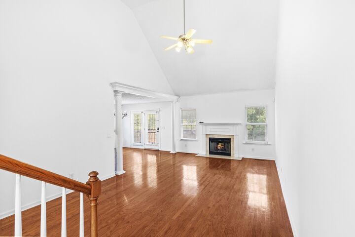 Property Photo:  4008 Pineorchard Pl  TN 37013 